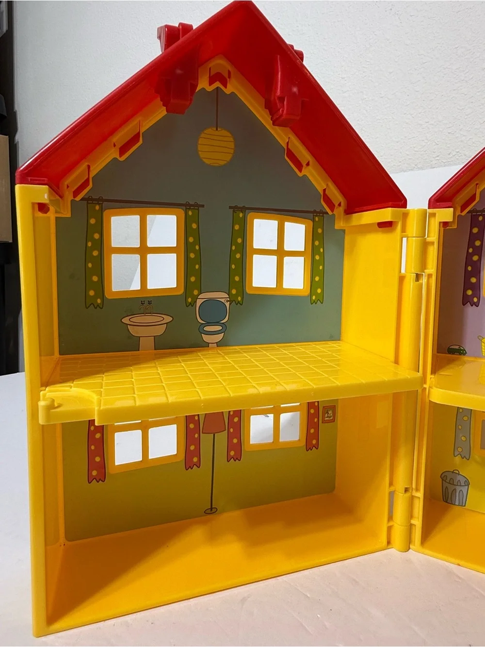 Peppa Pig Deluxe House Playset with Figures and Furniture Accessories Toy Set